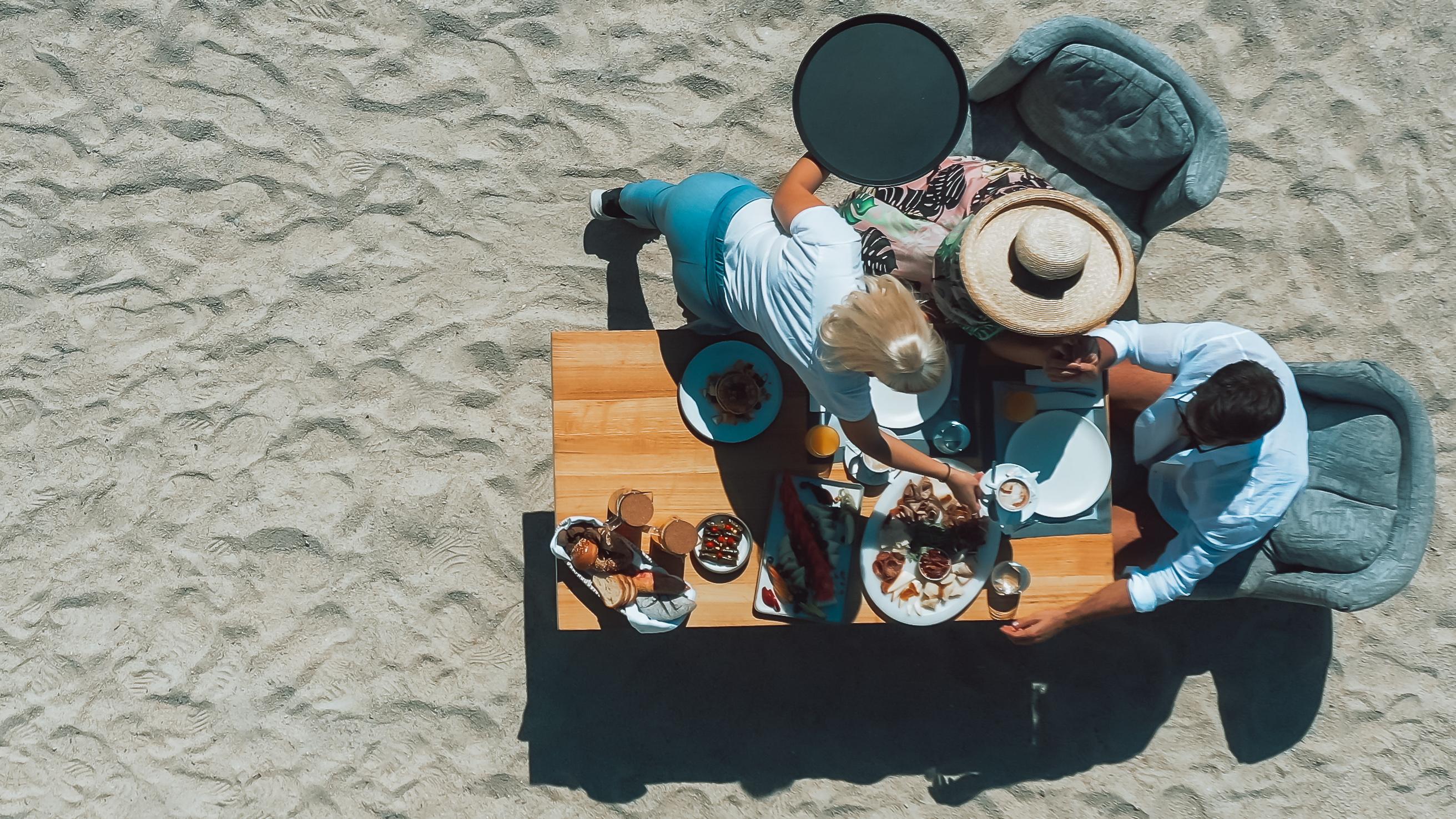 فندق ميكونوس آموس - فنادق صمول لكجوري أوف ذا وورلد أورنوس المظهر الخارجي الصورة Aerial view of a picnic