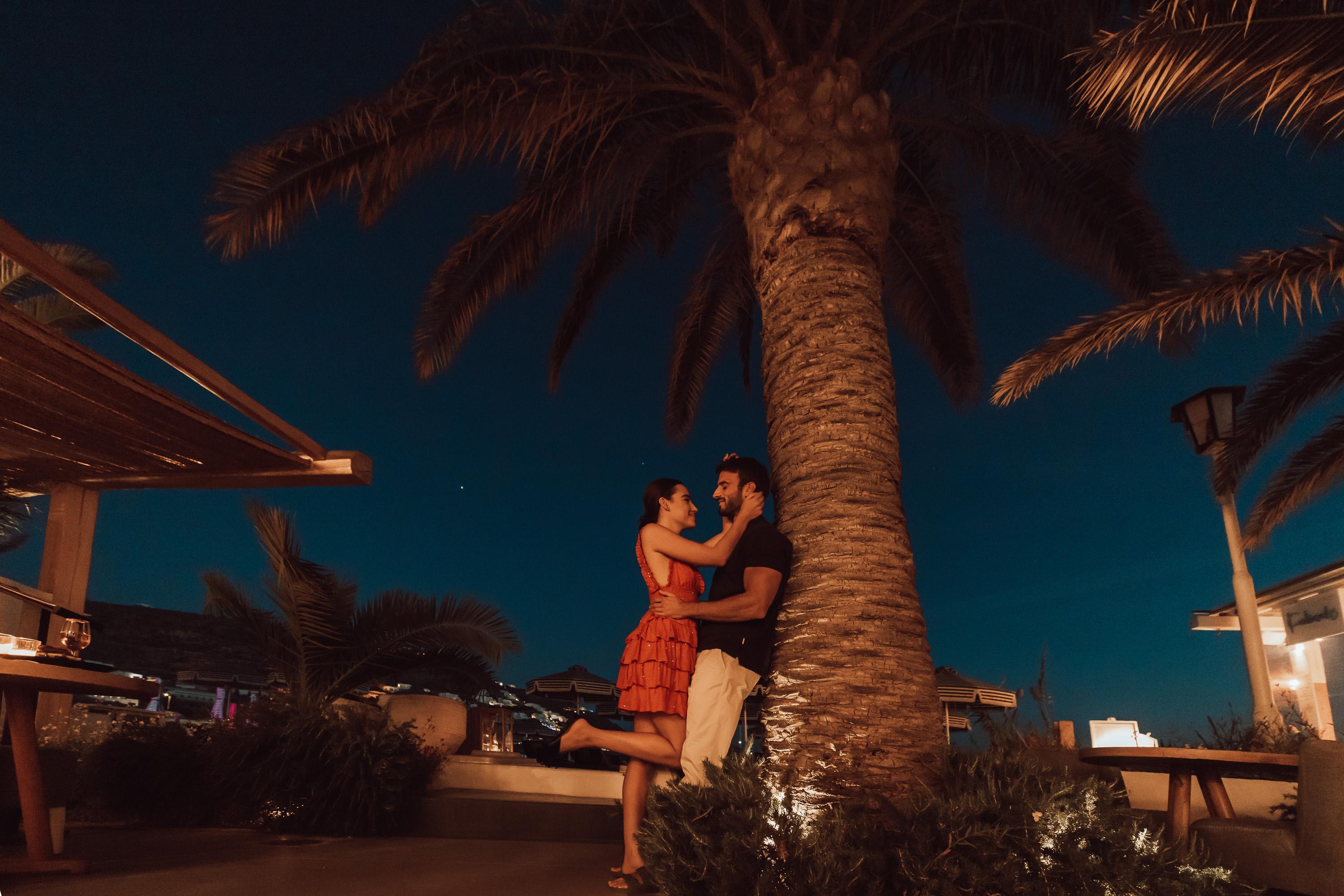 فندق ميكونوس آموس - فنادق صمول لكجوري أوف ذا وورلد أورنوس المظهر الخارجي الصورة A couple in Al-Qatif